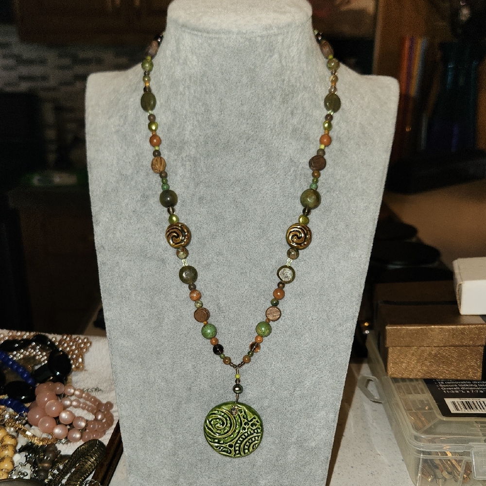 Green Beaded Necklace with Pendant